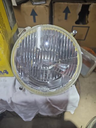 Faro H4 Hella Seat 124 - 850