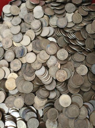 Gran lote de 20 kg de Monedas de 1 Peseta Rubias