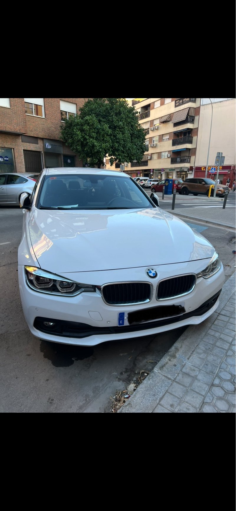 BMW Serie 3 2018 - foto 1