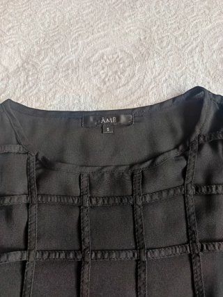 Camisa de manga corta. Talla S