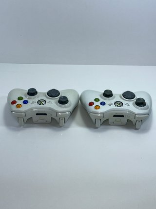 2 Controller Xbox 360 Wireless Guasti