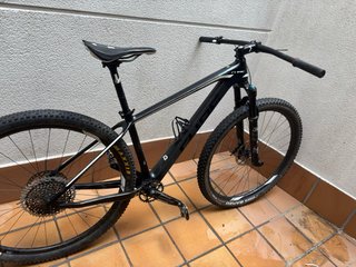 Bici Cube Carbono Rígida Fox 34