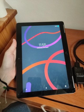 Tablet Negra Aquaris M10 con Cargador