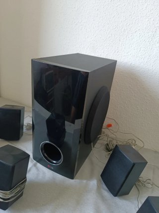 Sistema de Sonido 5.1 LG Negro