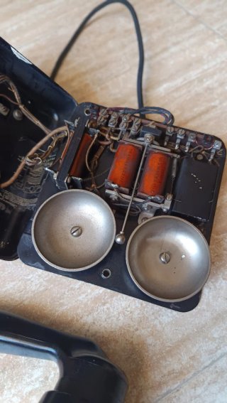 Teléfono antiguo Standard Eléctrica 5519-A