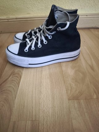 Zapatillas Converse Altas Negras y Blancas