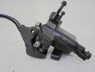 29427 bomba freno trasero yamaha tricity 125 .