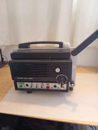 Proyector Super 8 Chinon Sound 8500