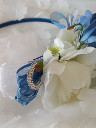 Cerchietto damigella fiori blu e bianchi