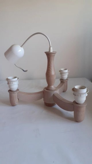 Lámpara de techo de madera