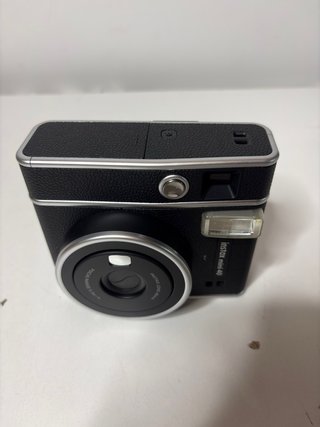 : Cámara instantánea Fujifilm Instax Mini 40