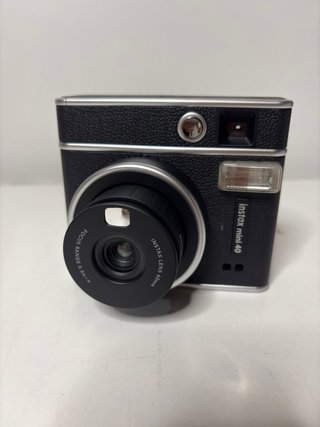 : Cámara instantánea Fujifilm Instax Mini 40
