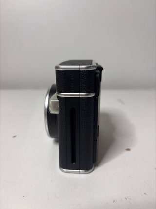 : Cámara instantánea Fujifilm Instax Mini 40