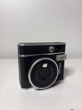 : Cámara instantánea Fujifilm Instax Mini 40