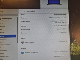 Apple MacBook Pro 15 2.5 GHz i7 AMD Radeon R9 M370