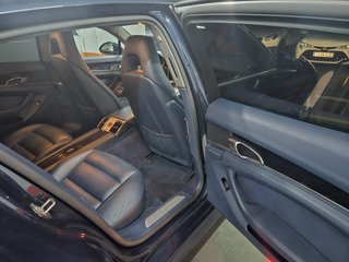 PORSCHE Panamera 4.8 4S