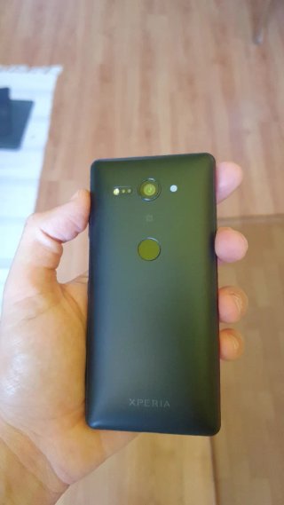 Sony Xperia XZ2 Compact Android 15