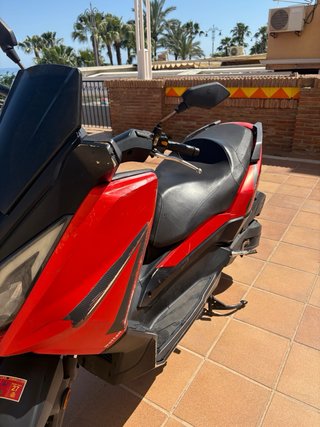 Wottan Storm 125 Roja y Negra