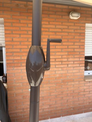 Parasol terraza con manivela y base