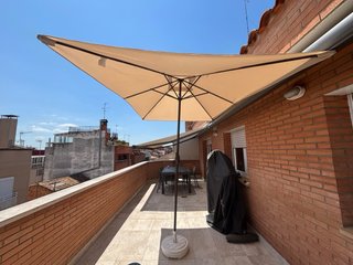 Parasol terraza con manivela y base