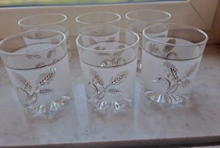 Servizio 18 bicchieri decorati oro