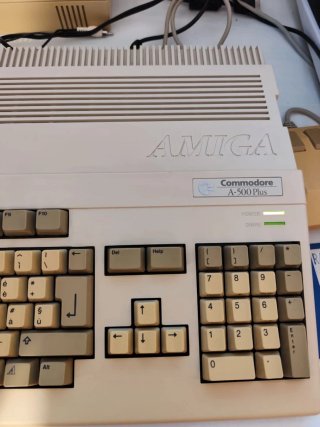 Commodore Amiga 500 Plus in eccellenti condizioni