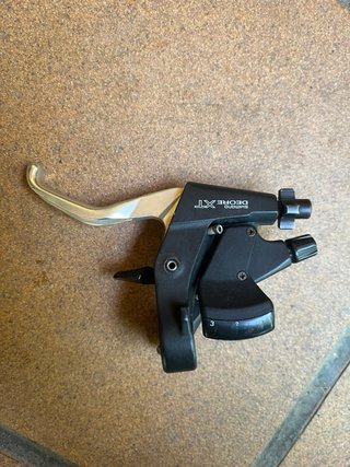 Manetas Shimano Deore XT ST-M739
