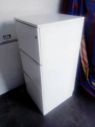 CAJONERA CON TRANSPORTE INCLUIDO