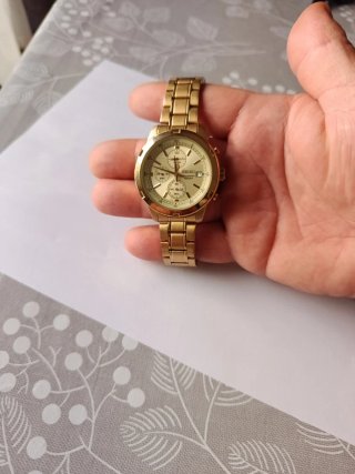 Reloj Seiko  Chronograph 100M Dorado Hoya