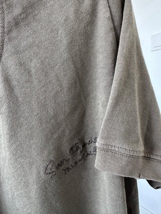 Camiseta Zara verde oliva