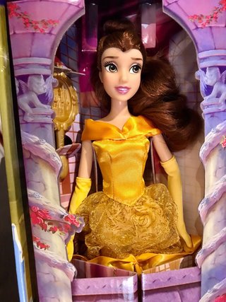 muñeca Disney store Bella