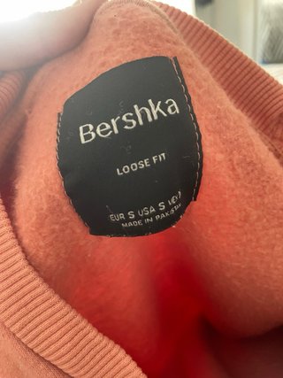 Sudadera rosa Bershka loose fit afelpada talla S