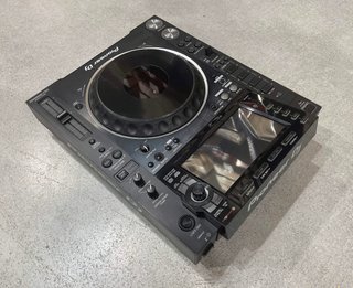 Pioneer DJ CDJ-2000NXS2 + Flightcase