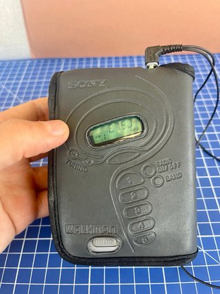 Sony Walkman FM/AM WM-FX271
