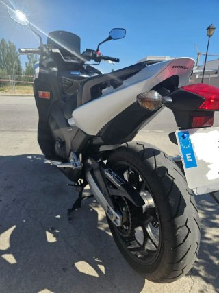Honda Integra 750 Blanca Automática