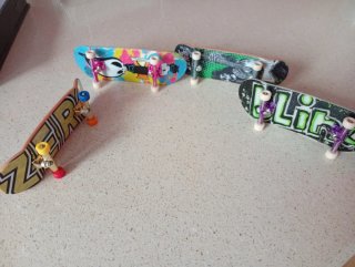 Lote 4 Tech Decks Variados