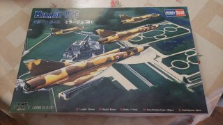 MAQUETA AVION MILITAR