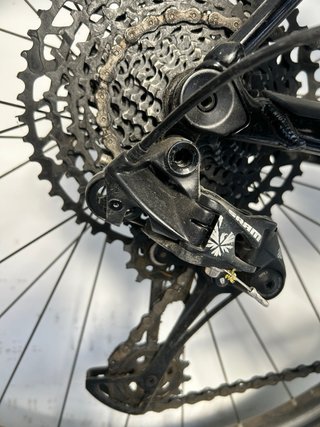 Bicicleta Scott Scale Negra