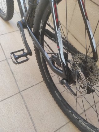 SCOTT SCALE 630 CARBONO