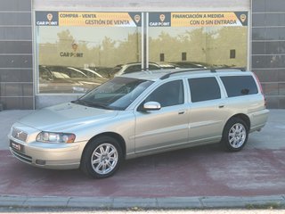 Volvo V70 2.4D CON BOLA DE ENGANCHE ETIQUETA B
