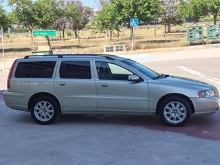 Volvo V70 2.4D CON BOLA DE ENGANCHE ETIQUETA B