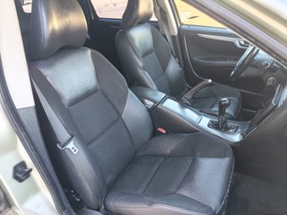 Volvo V70 2.4D CON BOLA DE ENGANCHE ETIQUETA B