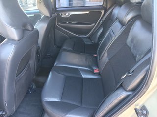 Volvo V70 2.4D CON BOLA DE ENGANCHE ETIQUETA B