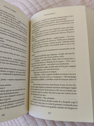 La huésped (The host) - Español