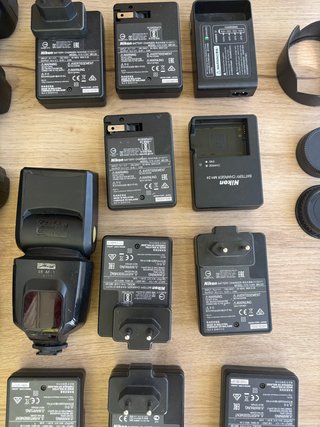 Ricambi per Fotocamere e Obiettivi Nikon