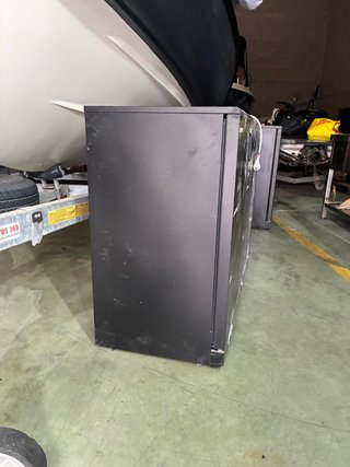 Nevera de Bebidas 3 Puertas Negro