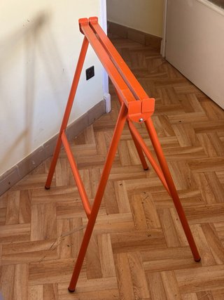 10 caballetes metálicos de acero