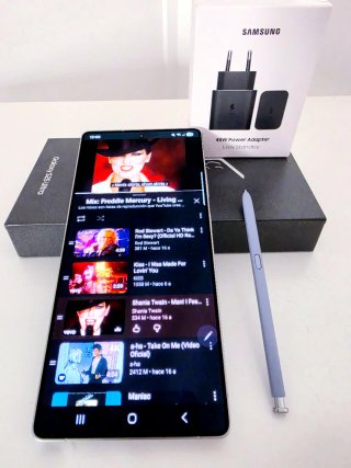 SAMSUNG GALAXY S25 ULTRA