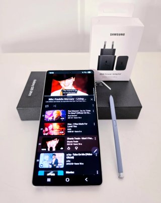SAMSUNG GALAXY S25 ULTRA