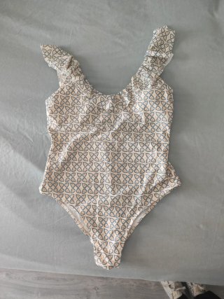 Bañadores estampados talla 42 (marca unit)